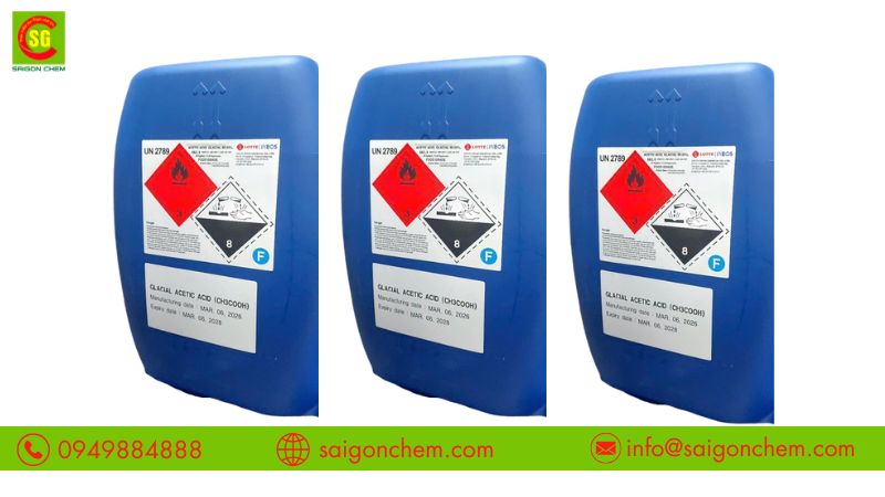 Axit acetic có vị chua đặc trưng giống giấm